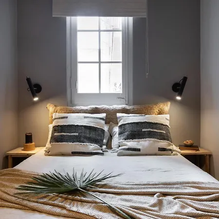 Bawah - 2 Bedrooms In Eixample Esquerra * 巴塞罗那